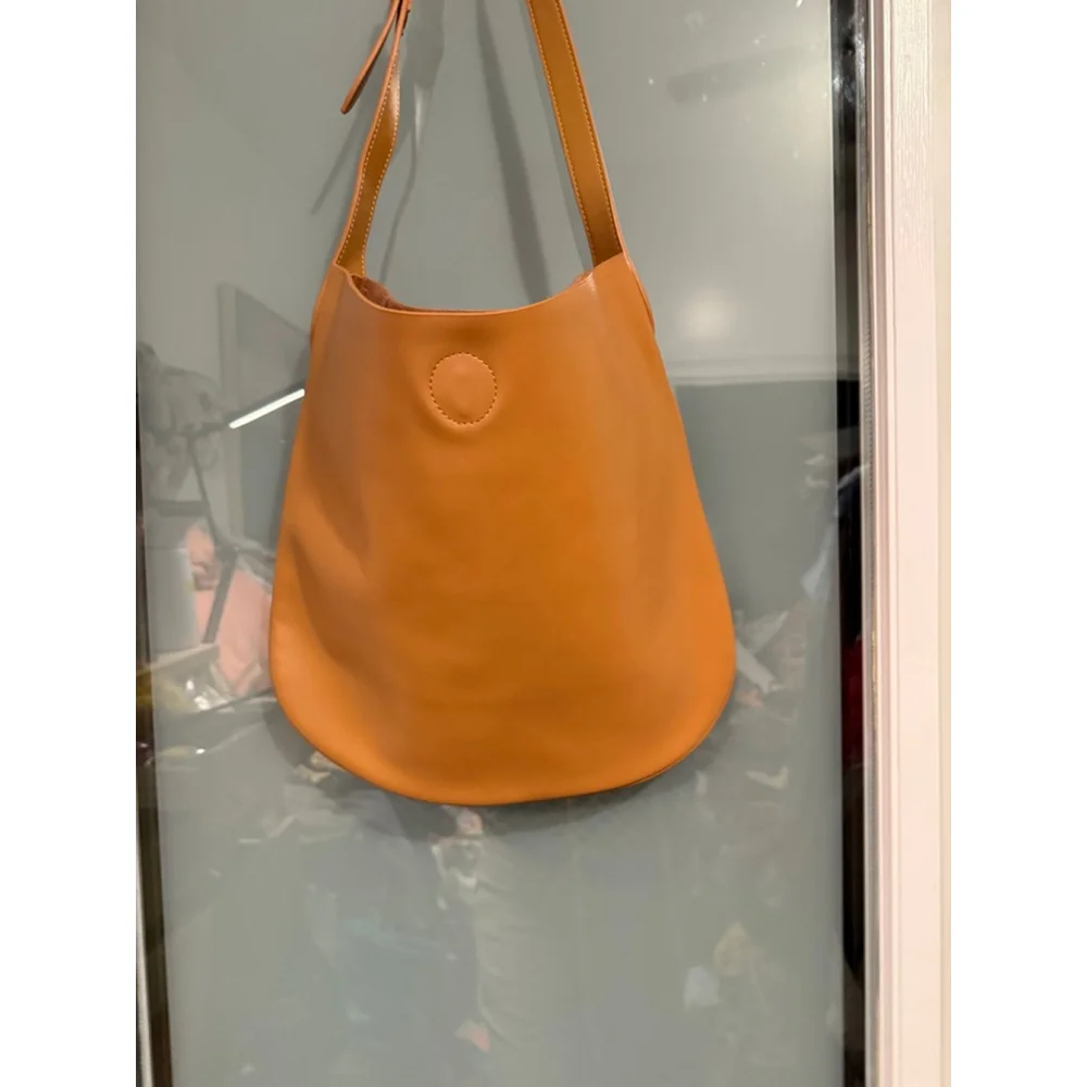 Unbranded Hobo Bag Tan Leather-Like Adjustable Strap New Condition